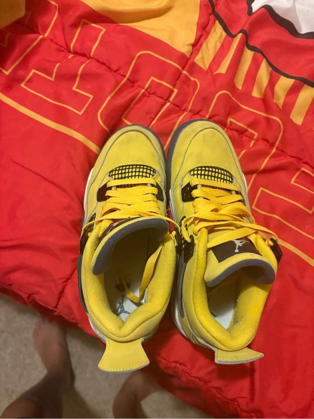 Jordan Kids High-Top Sneakers in Yellow and Black
